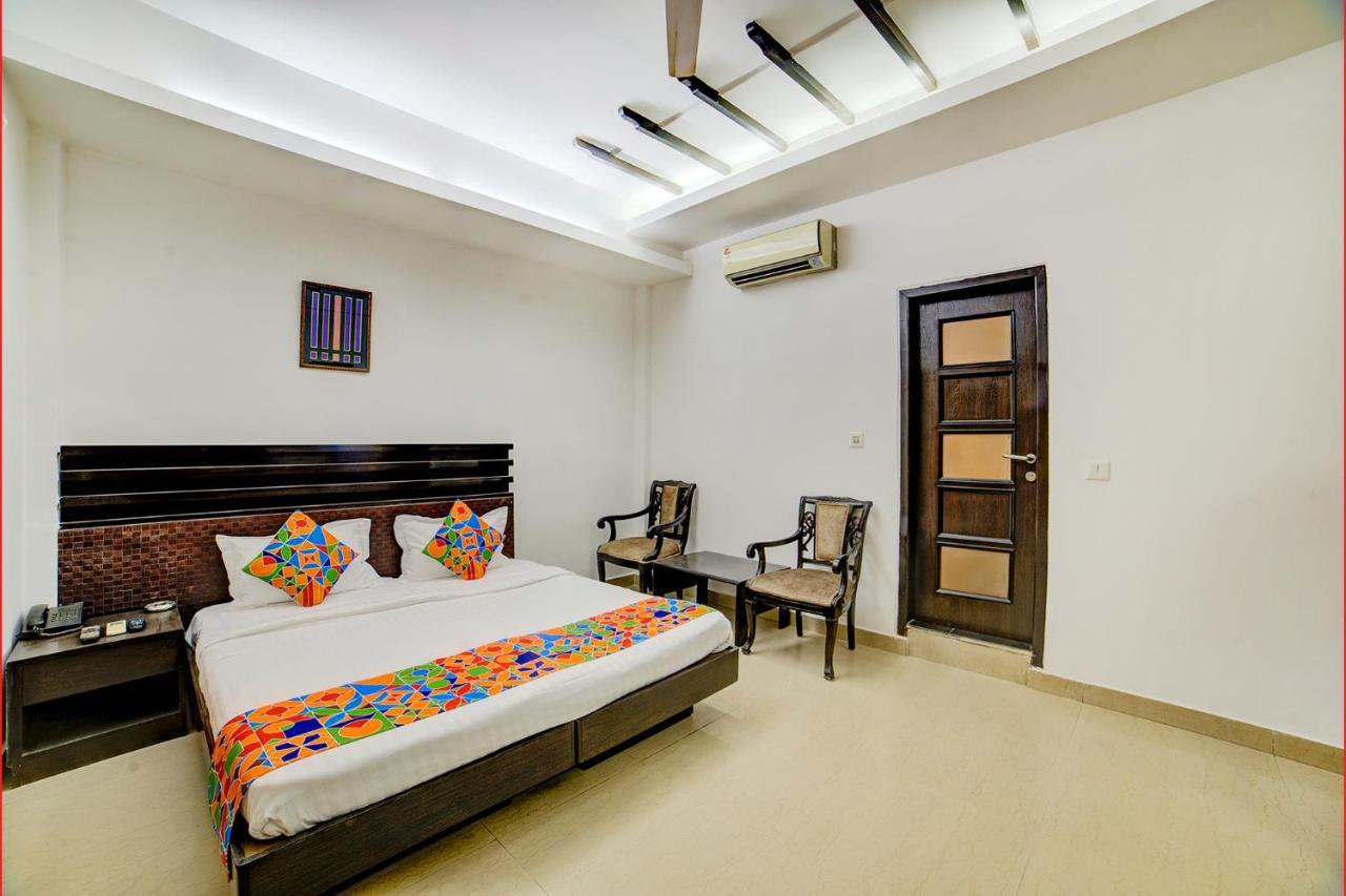 Fabhotel Exotica Greenpark Ню Делхи Екстериор снимка