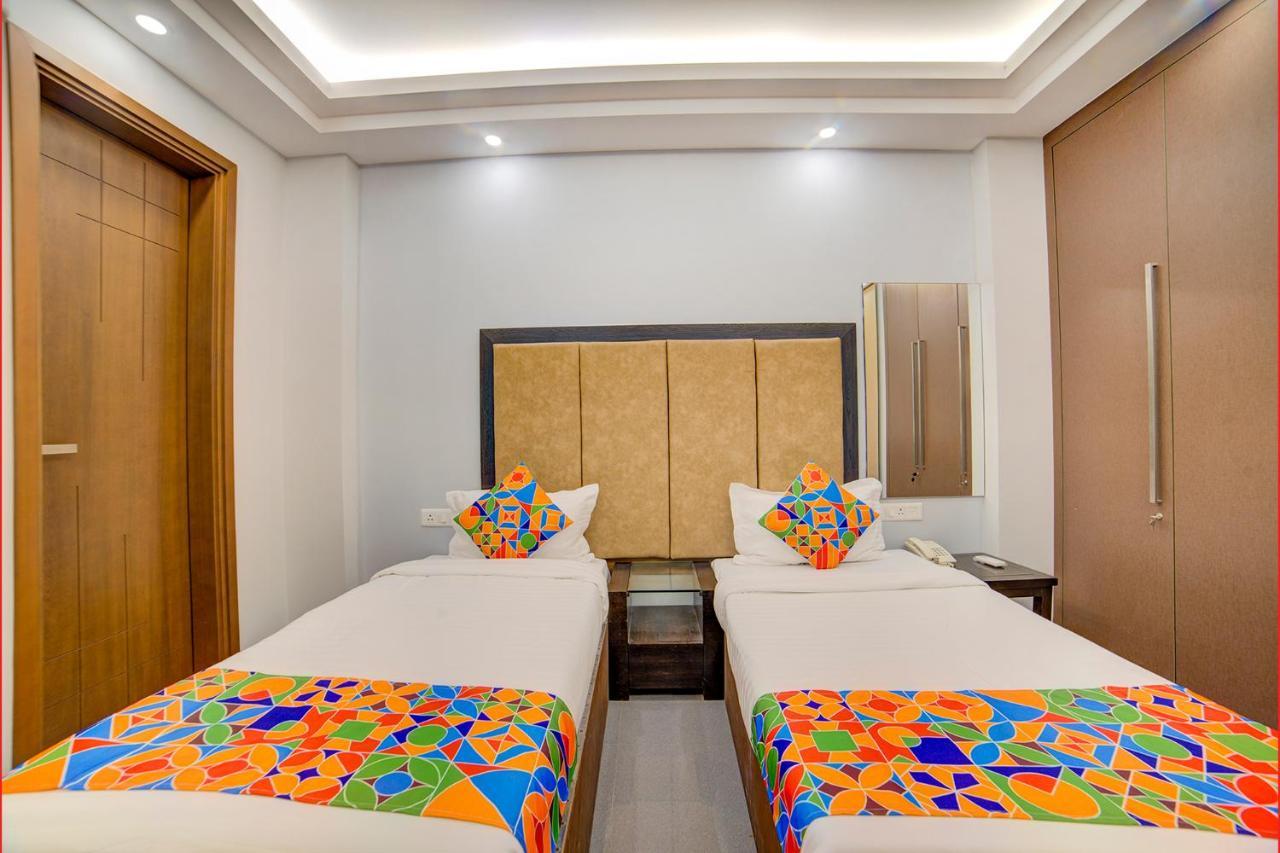 Fabhotel Exotica Greenpark Ню Делхи Екстериор снимка