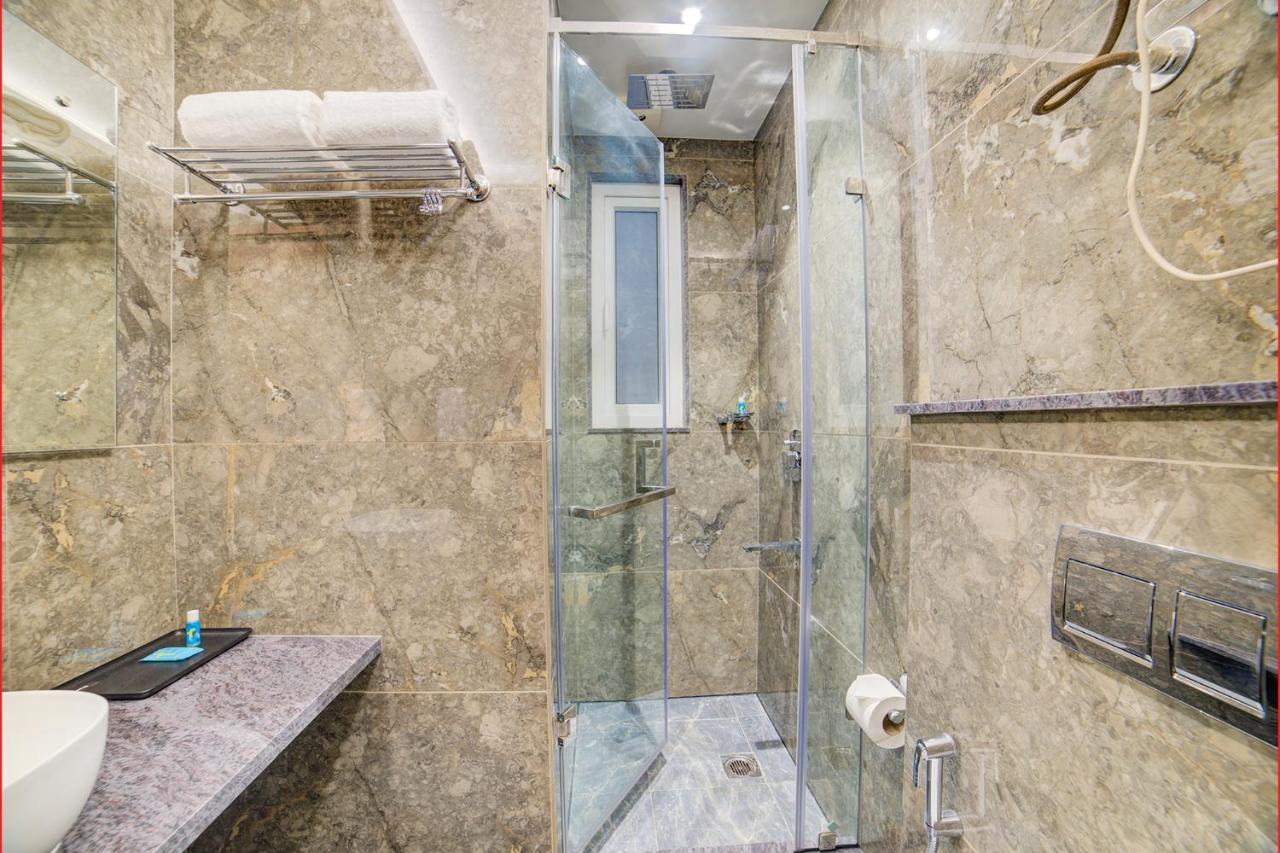 Fabhotel Exotica Greenpark Ню Делхи Екстериор снимка
