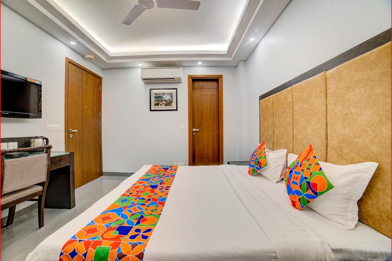 Fabhotel Exotica Greenpark Ню Делхи Екстериор снимка