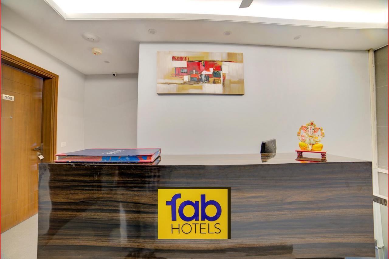 Fabhotel Exotica Greenpark Ню Делхи Екстериор снимка